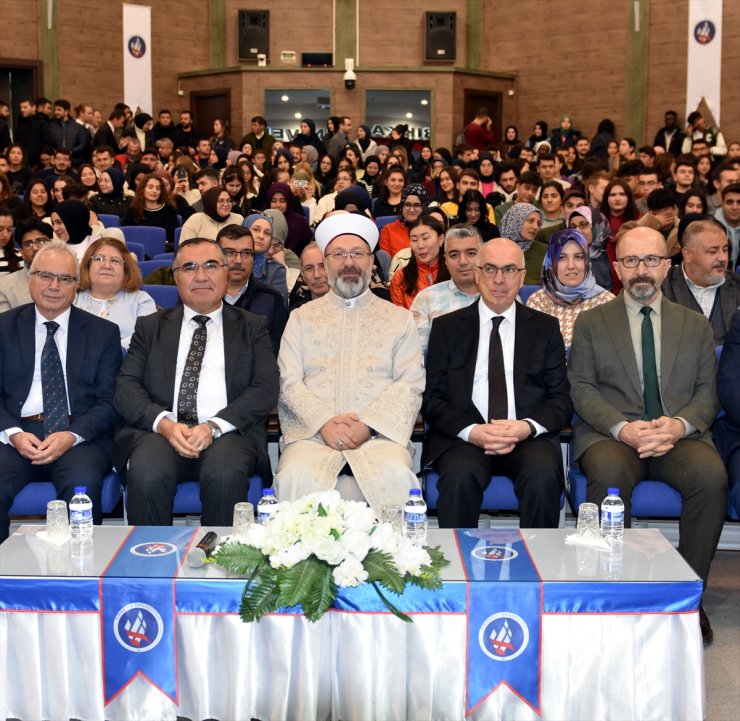 Diyanet İşleri Başkanı Ali Erbaş, Kırıkkale'de üniversite öğrencilerine konferans verdi: