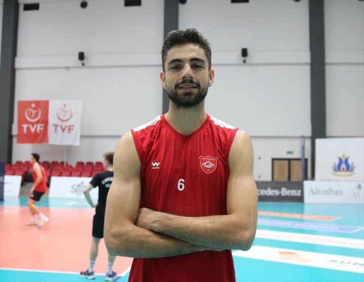 Alanya'nın İranlı voleybolcusu Saadat, takımıyla zirveye çıkmak istiyor