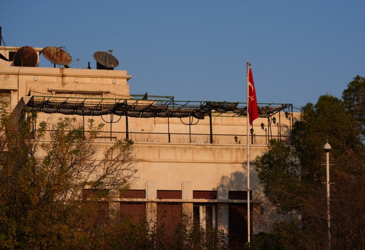 Türkiye'nin Şam Büyükelçiliği 12 yıl aradan sonra faaliyetlerine başladı