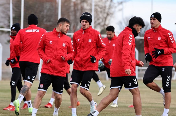 Sivasspor, Ankara Keçiörengücü maçının hazırlıklarını sürdürdü