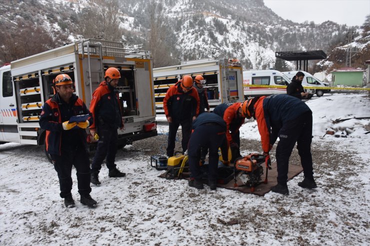 Gümüşhane'de deprem tatbikatı yapıldı