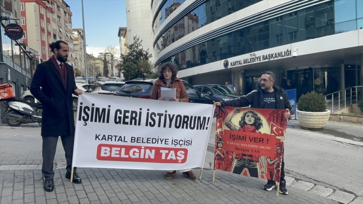 Kartal Belediyesinin işten çıkardığı işçi, belediye önündeki eylemini sürdürüyor