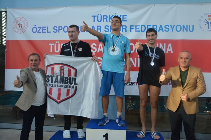 Türkiye Özel Sporcular Yüzme Şampiyonası Antalya'da yapıldı