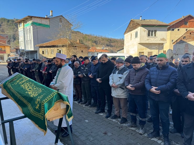 Bartın'da derede ölü bulunan 5 yaşındaki çocuk defnedildi