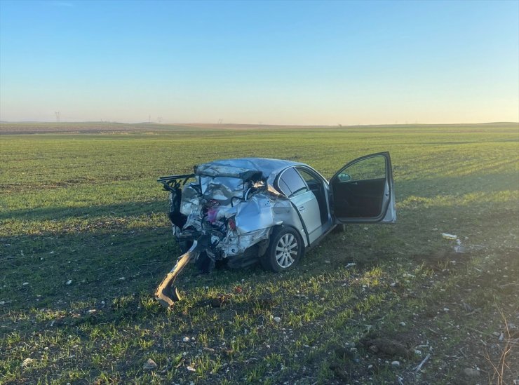 Kırklareli'nde tır ile otomobilin çarpıştığı kazada 1 kişi öldü