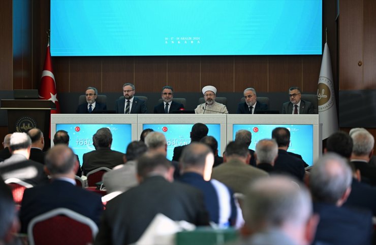 Diyanet İşleri Başkanı Erbaş, İl Müftüleri İstişare Toplantısı Sonuç Bildirgesi'ni açıkladı: