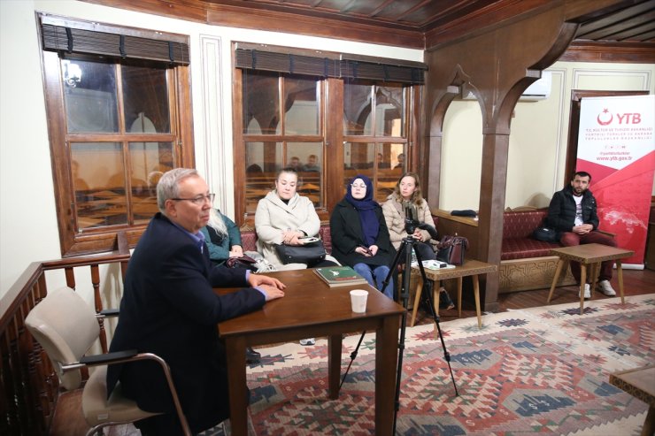 Edirne'de "Balkanlar ve Edirne" söyleşisi düzenlendi