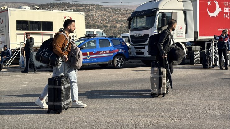 Suriyelilerin Hatay'daki sınır kapılarından ülkelerine dönüşü sürüyor