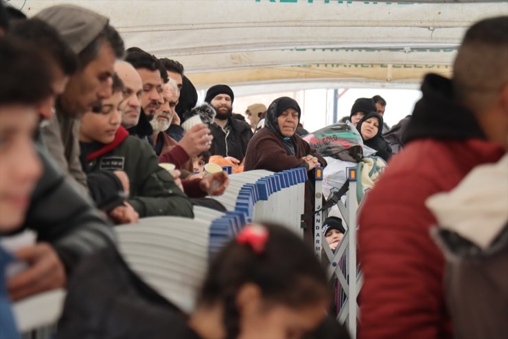 Suriyelilerin Hatay'daki sınır kapılarından ülkelerine dönüşü sürüyor