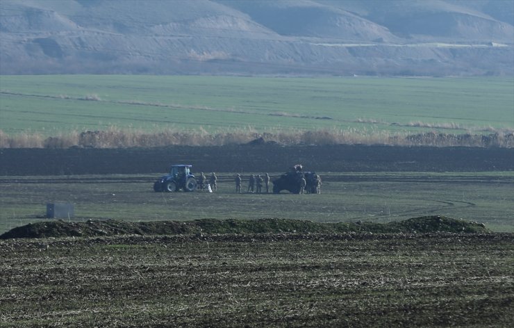 Diyarbakır'da iki aile arasında çıkan taşlı, sopalı ve silahlı kavgada 5 kişi yaralandı