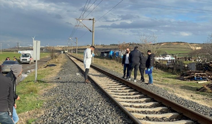 Tekirdağ'da trenin çarptığı bir kişi öldü