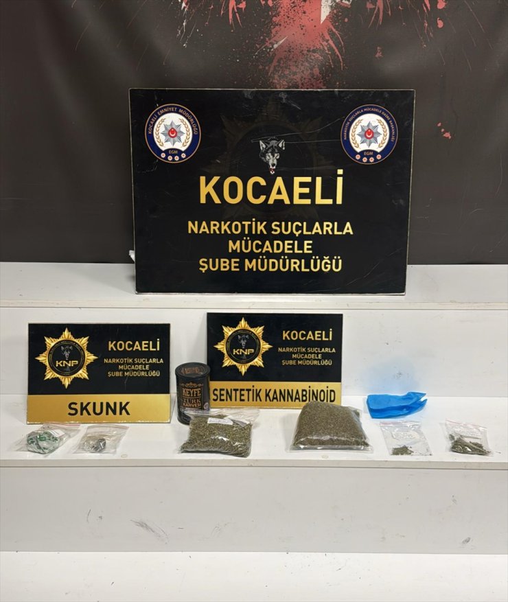 Kocaeli'de uyuşturucu operasyonunda 5 zanlı tutuklandı