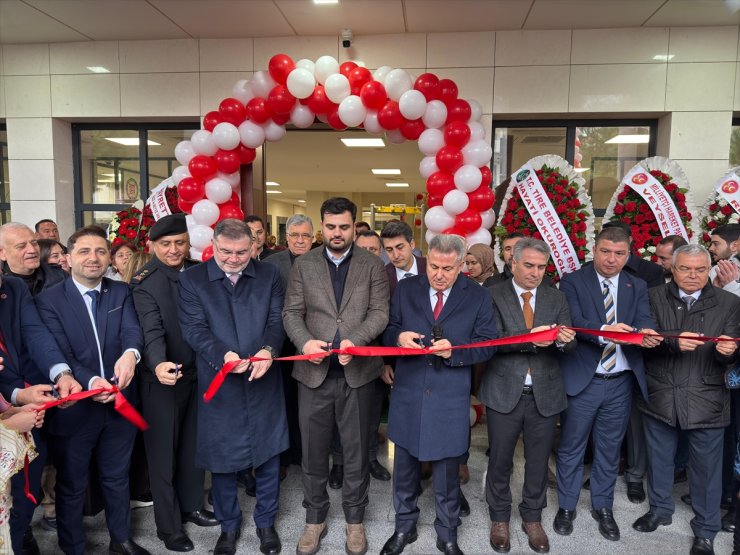 AK Parti'li İnan, İzmir'de konuştu: