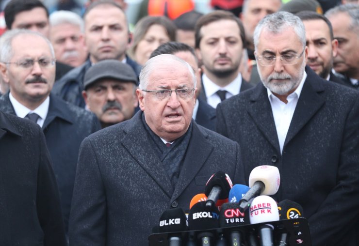 İçişleri Bakanı Yerlikaya, Balıkesir'de patlama yaşanan mühimmat fabrikasında açıklama yaptı: