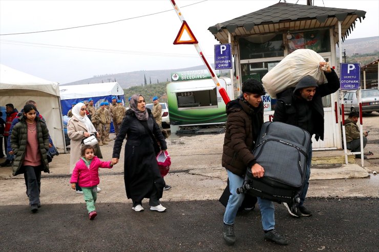 Suriyelilerin Hatay'daki sınır kapılarından ülkelerine dönüşü sürüyor