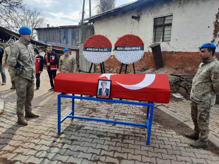 Giresun'da Kıbrıs gazisi Akkurt son yolculuğuna uğurlandı