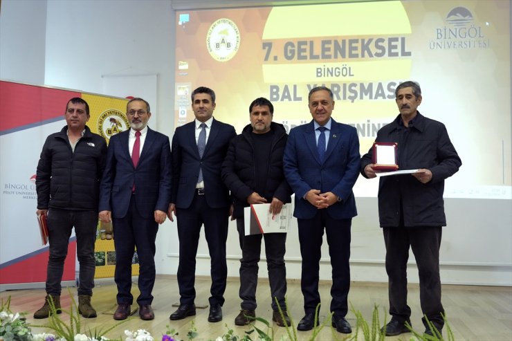 Bingöl'de "7. Geleneksel Bal Yarışması Ödül Töreni" düzenlendi