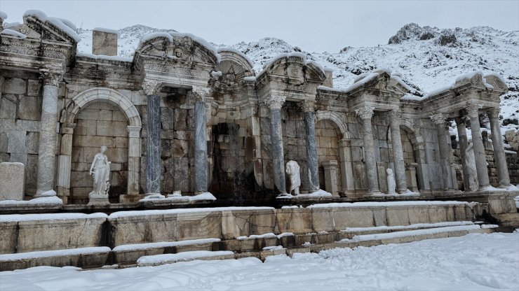 Sagalassos Antik Kenti kar yağışıyla beyaza büründü