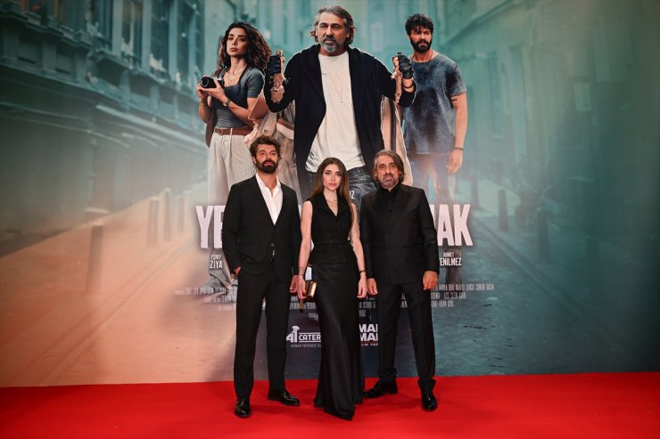 "Yeniden Başlamak" filminin galası yapıldı