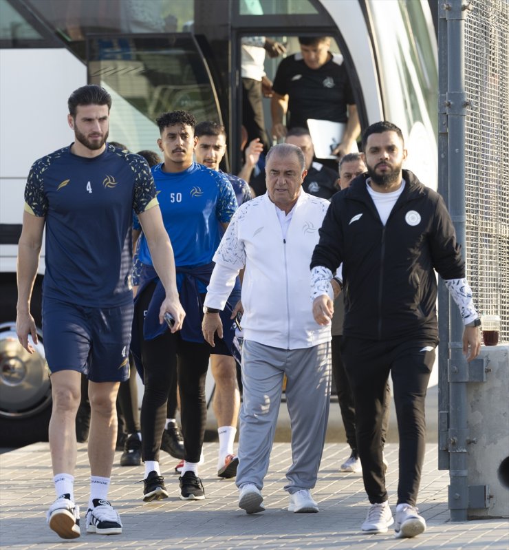 Fatih Terim, yeni takımı Al-Shabab'ın başında ilk antrenmanına çıktı