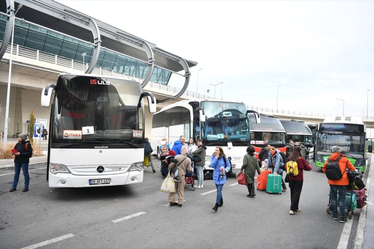 Yeni yılı Erciyes'te geçirecek Polonyalı turistler charter seferiyle Kayseri'ye geldi