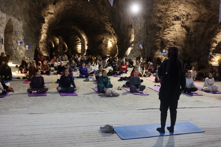 Çankırılı kadınlar yerin 150 metre altında nefes egzersizi yaptı