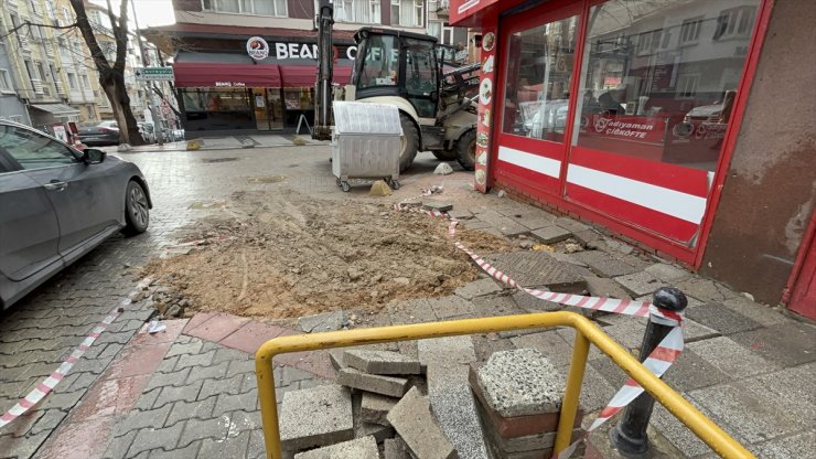 GÜNCELLEME - Kadıköy'de ana su şebekesinde meydana gelen patlamaya ilişkin çalışmalar tamamlandı