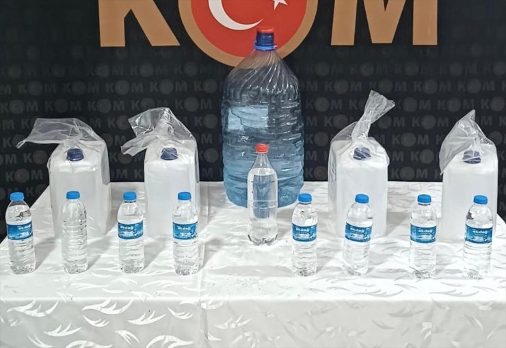 Amasya'da sahte içki operasyonunda yakalanan 3 zanlı tutuklandı