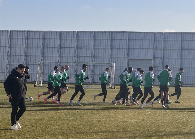 Konyaspor'da Alanyaspor maçı hazırlıkları sürüyor