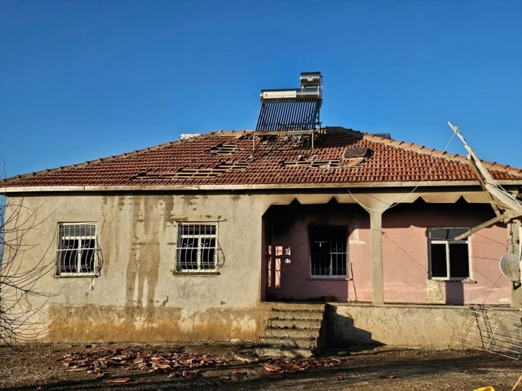 Aksaray’da evde çıkan yangında bir kadın hayatını kaybetti