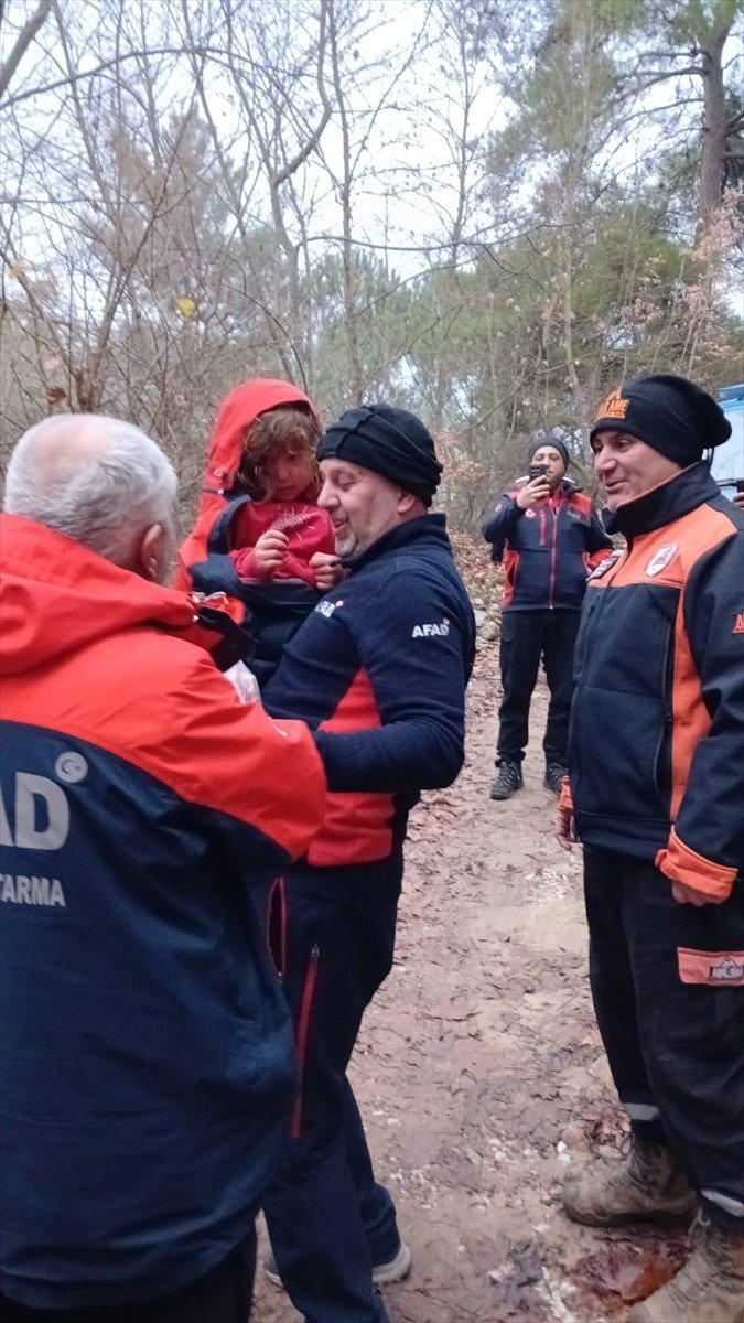 Muğla'da ormanda torunları ile kaybolan yaşlı kadın bulundu