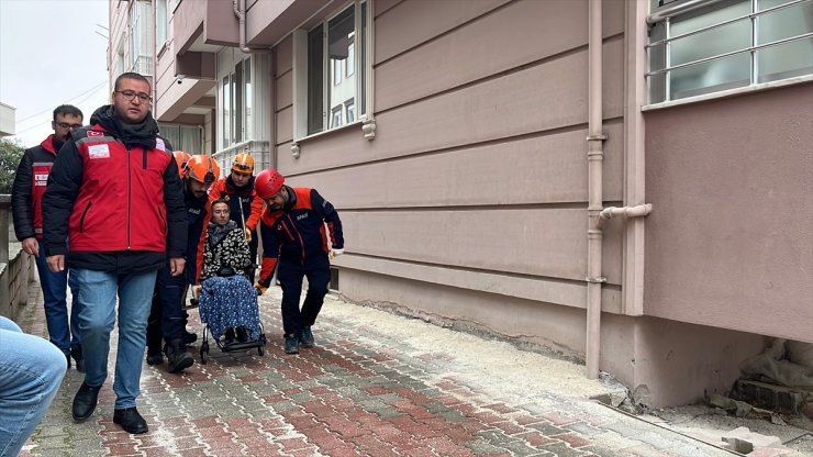 Burdur'da 5,2 büyüklüğünde deprem senaryosuyla tatbikat yapıldı