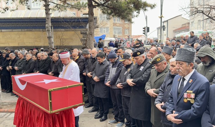 Kırşehir'de Kıbrıs gazisi Yasatekin son yolculuğuna uğurlandı