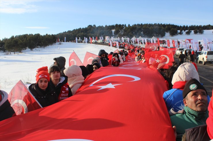 GÜNCELLEME - Türkiye, "Bu toprakta izin var" temasıyla Sarıkamış'ta yürüyüşe başladı