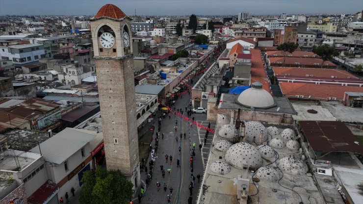 Uluslararası Adana Kurtuluş Yarı Maratonu koşuldu