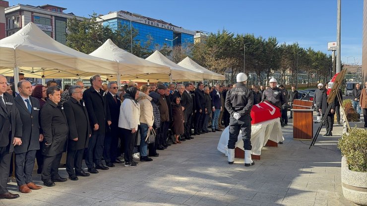 İstanbul'da vefat eden hakim Bilge Işık için adliyede tören düzenlendi