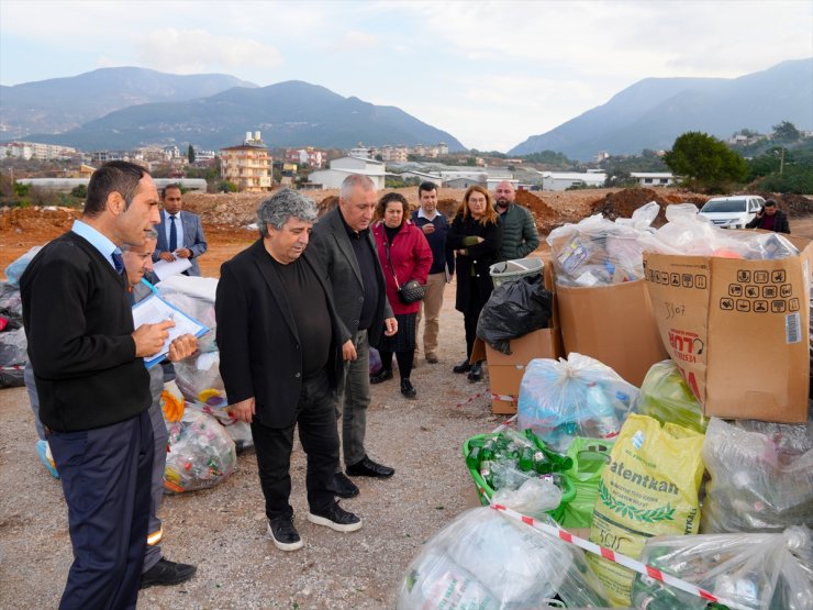 Alanya'da düzenlenen yarışmada 45 günde 15 tondan fazla atık toplandı