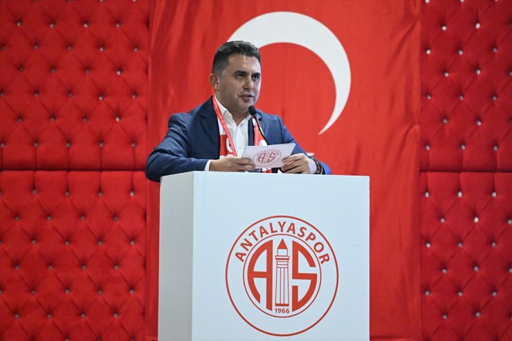 Antalyaspor Kulübü'nde başkanlığa Mustafa Ergün seçildi