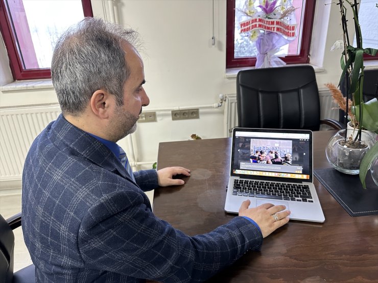 Atatürk Üniversitesi İletişim Fakültesi akademisyenleri AA'nın "Yılın Kareleri" oylamasına katıldı