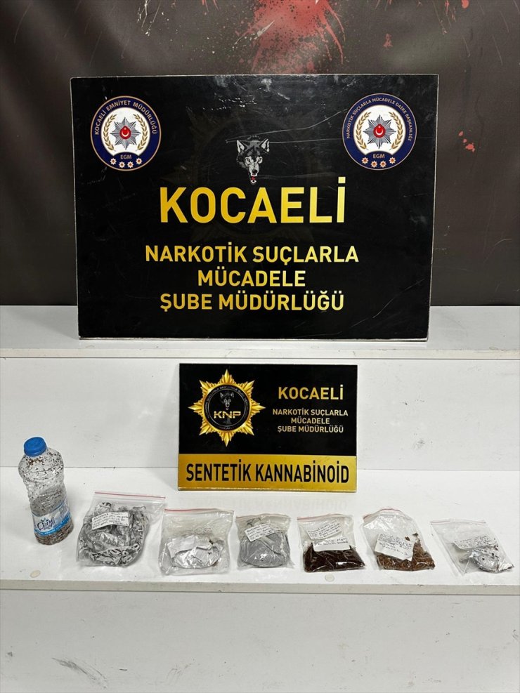 Kocaeli'de uyuşturucu operasyonunda yakalanan 5 zanlı tutuklandı