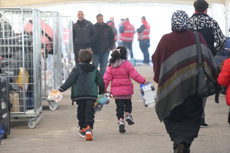 Suriyelilerin Hatay'daki sınır kapılarından ülkelerine dönüşü sürüyor