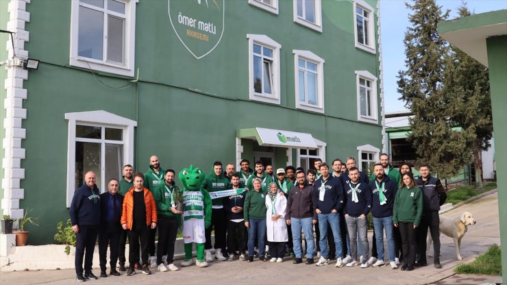 Bursaspor Yörsan oyuncuları ve idari kadrosu, Matlı Grup'u ziyaret etti