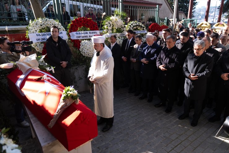 Yazar Selim İleri son yolculuğuna uğurlandı