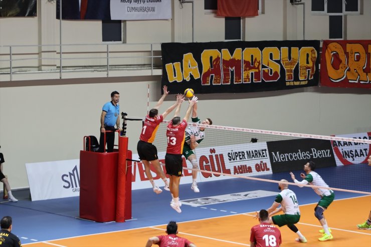 Voleybol: SMS Grup Efeler Ligi