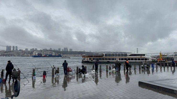 İstanbul'da sağanak aralıklarla etkili oluyor