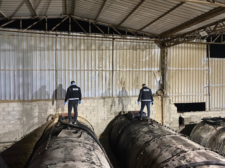 Adana'da 182 bin litre kaçak akaryakıt ele geçirildi