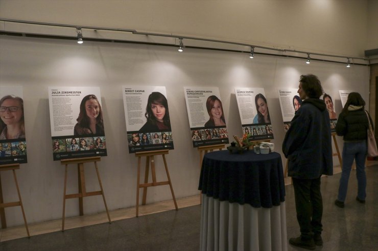 Slovenya Dışişleri Bakanı Fajon, "Akdeniz'in Marie Curie'leri" sergisi açılışına katıldı: