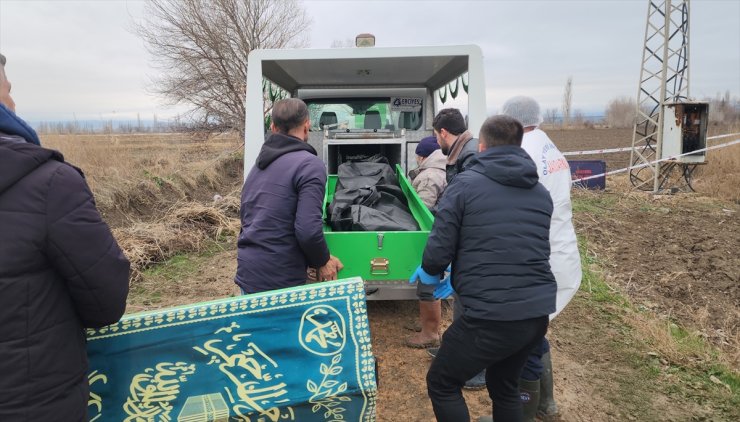 Amasya'da elektrik trafosu yanında erkek cesedi bulundu