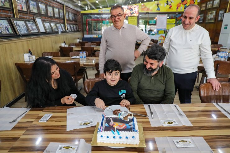 Diyarbakır'da kas hastası çocuğa doğum günü sürprizi yapıldı