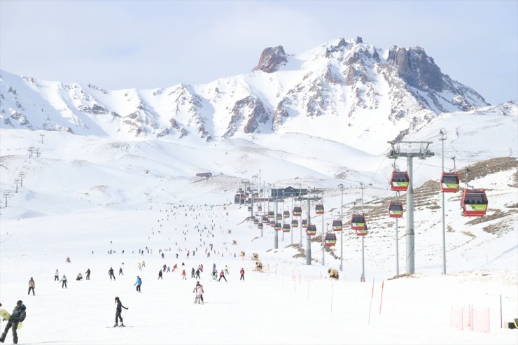 Erciyes, 45 günde 850 binden fazla ziyaretçi ağırladı